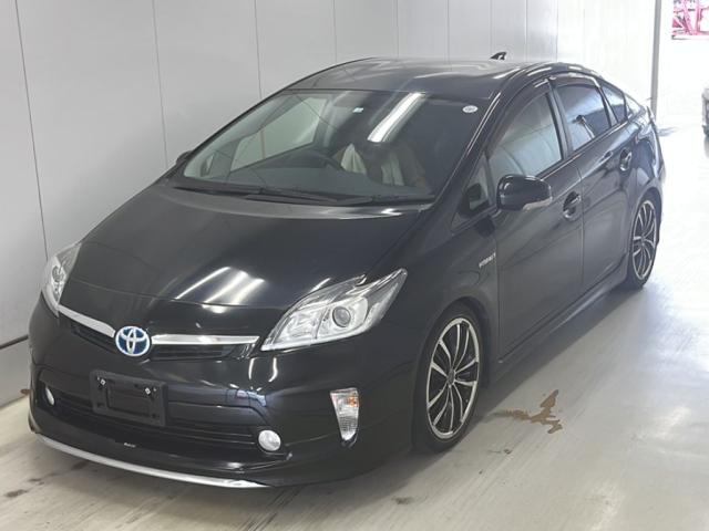 TOYOTA PRIUS 2012