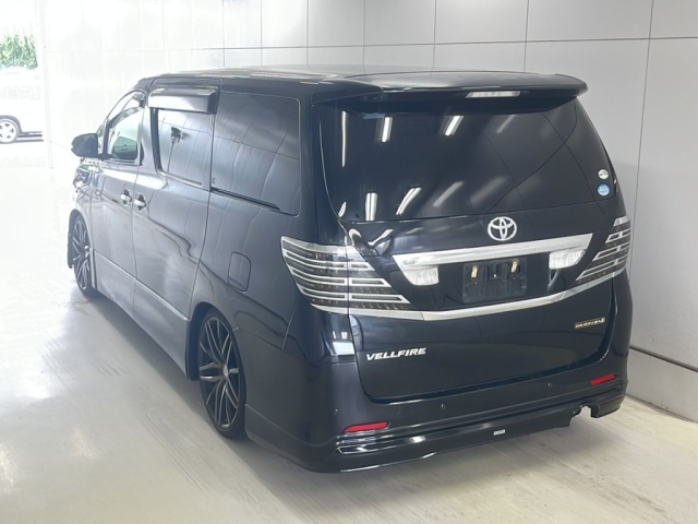 TOYOTA VELLFIRE 2014