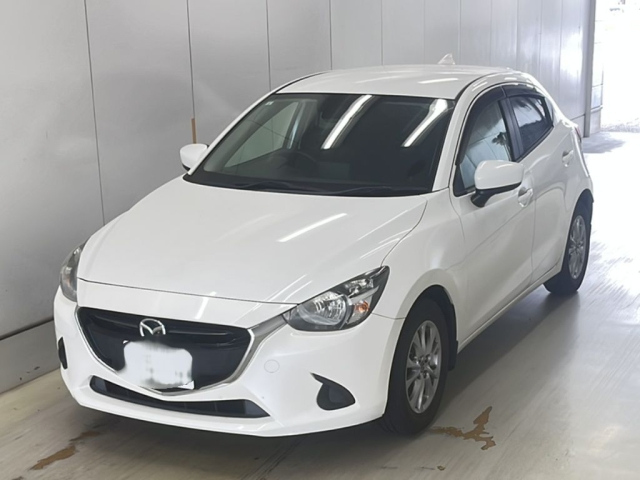MAZDA DEMIO 2017