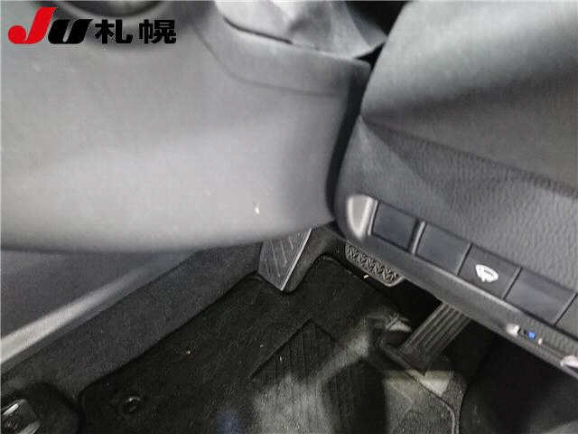TOYOTA HARRIER 2020