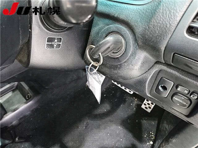 TOYOTA HARRIER 2008