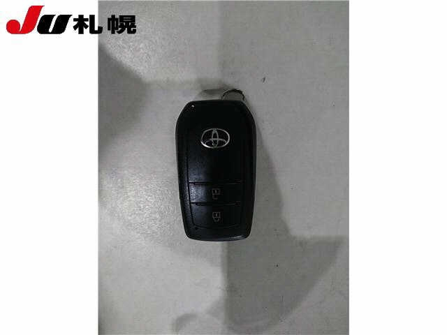 TOYOTA HARRIER 2020