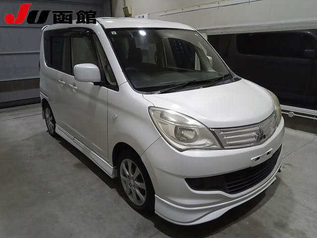 MITSUBISHI DELICA D2 2013