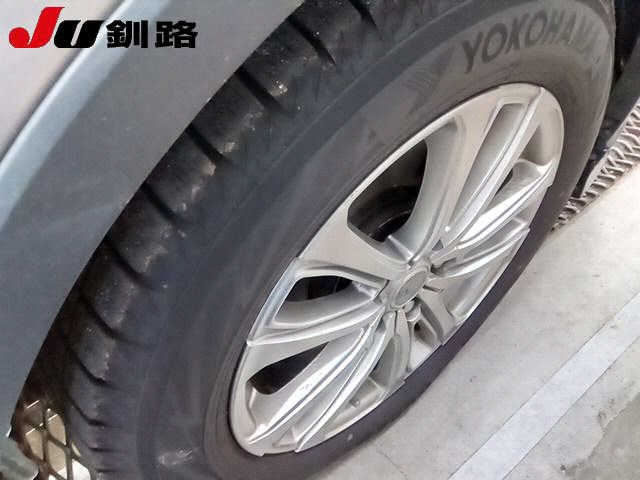TOYOTA C-HR 2017