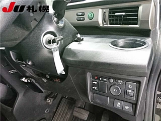 HONDA FREED 2012