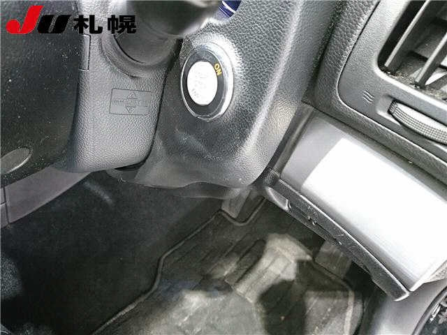 NISSAN SKYLINE 2010