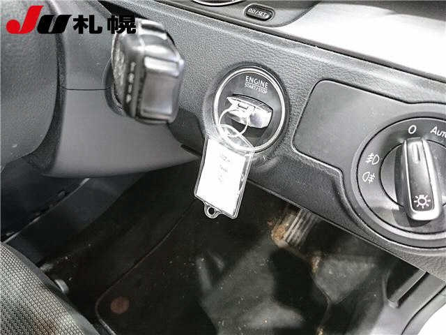 VOLKSWAGEN PASSAT 2014