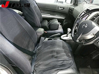 NISSAN X-TRAIL 2010