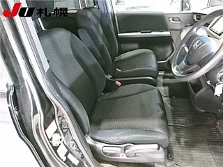 HONDA FREED 2012