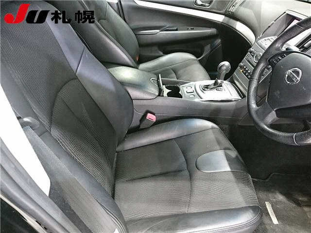 NISSAN SKYLINE 2010