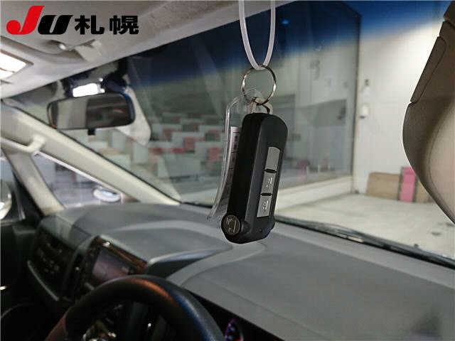MITSUBISHI DELICA D5 2009