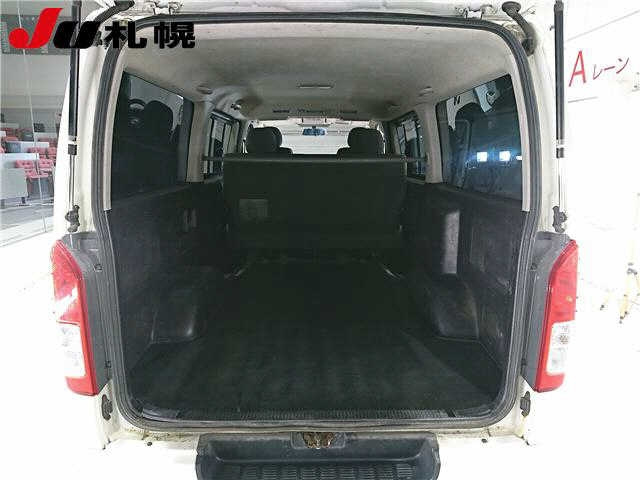 TOYOTA HIACE VAN 2011