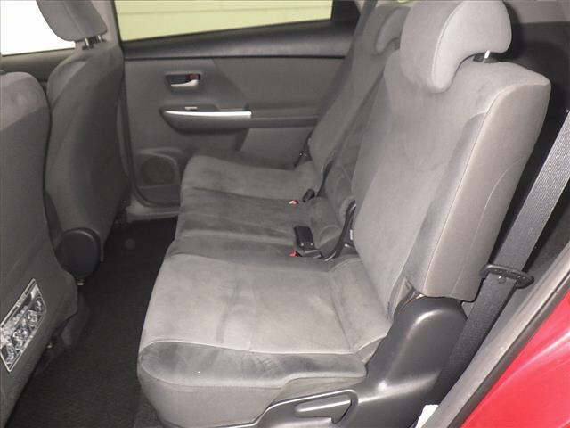 TOYOTA PRIUS ALPHA 2014