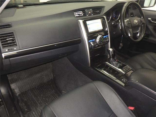 TOYOTA MARK X 2018
