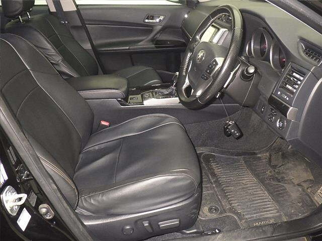 TOYOTA MARK X 2018