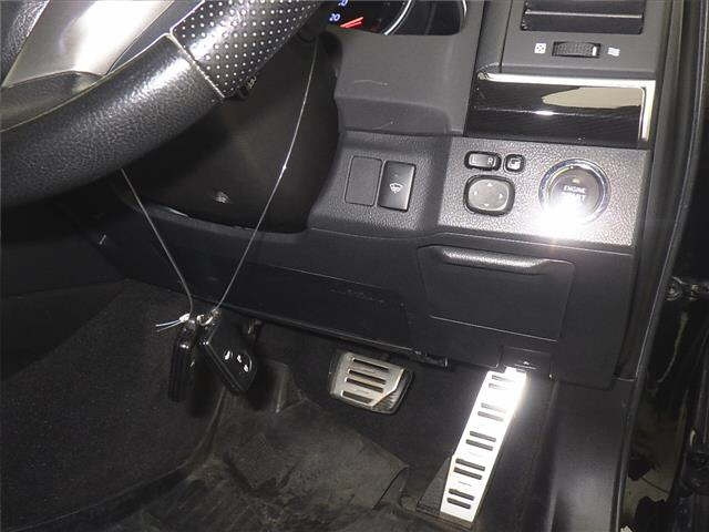 TOYOTA MARK X 2018