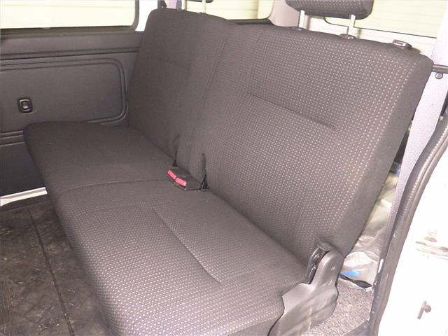 DAIHATSU HIJET VAN 2021