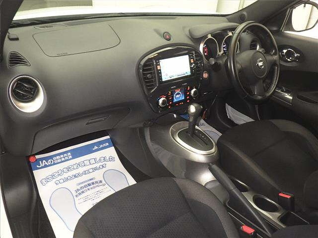 NISSAN JUKE 2012