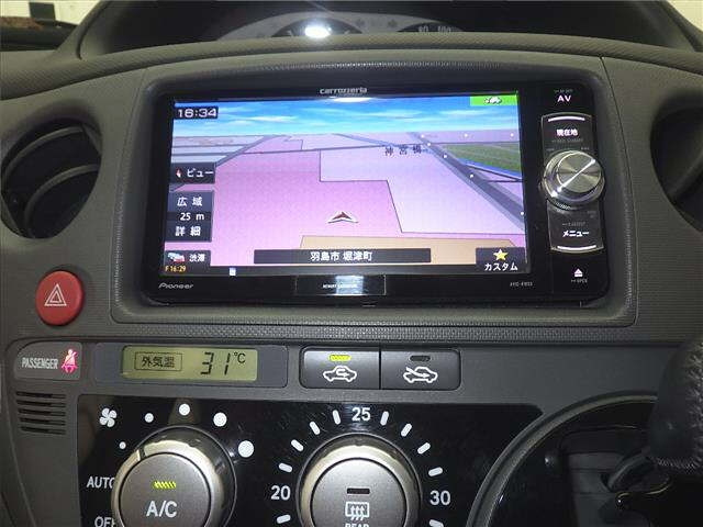 TOYOTA SIENTA 2015