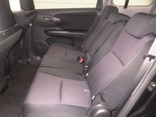 TOYOTA WISH 2015