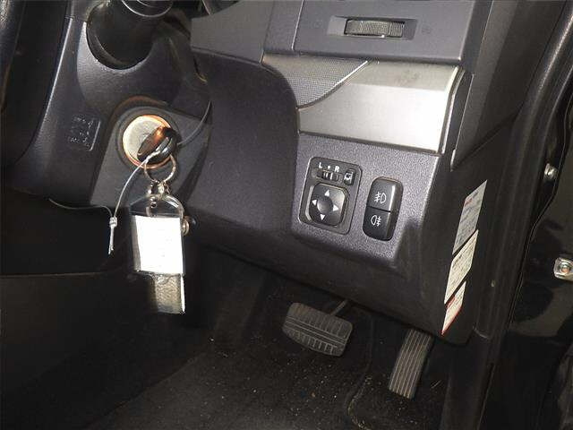 MITSUBISHI PAJERO 2011