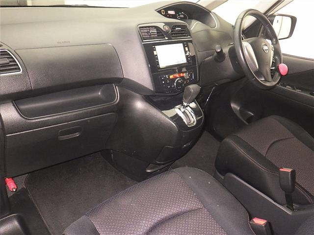 NISSAN SERENA 2013