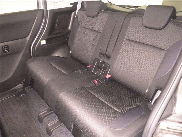 MITSUBISHI DELICA D2 2018