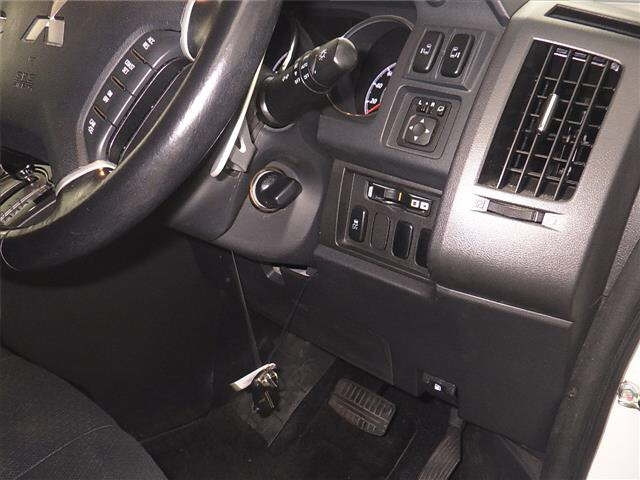 MITSUBISHI DELICA D5 2014