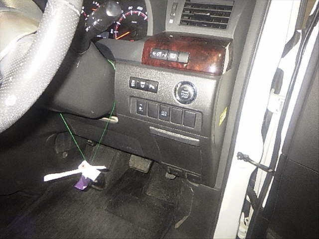 TOYOTA ALPHARD 2014