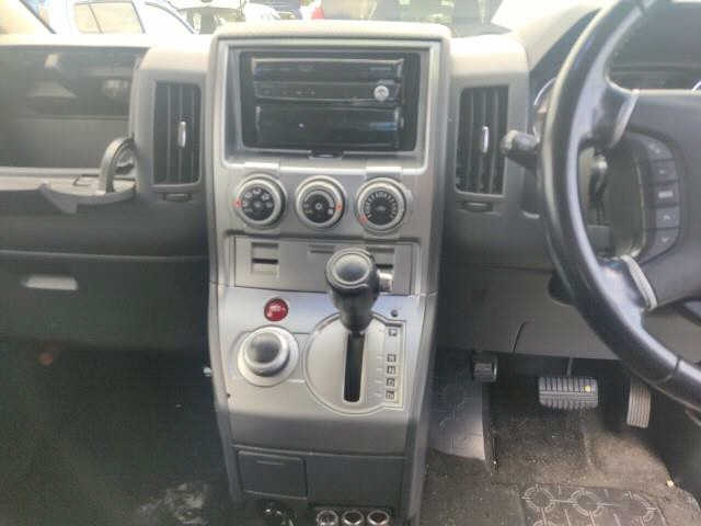 MITSUBISHI DELICA D5 2008