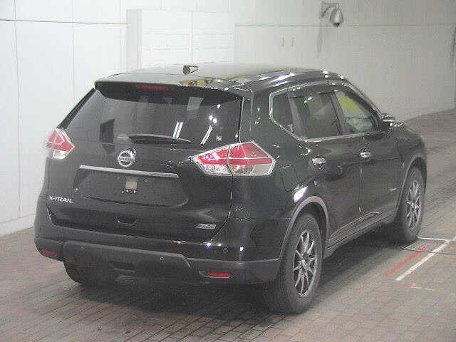 NISSAN X-TRAIL 2015
