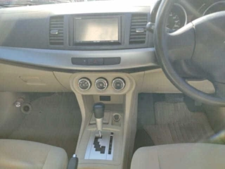 MITSUBISHI GALANT FORTIS 2010
