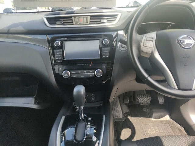 NISSAN X-TRAIL 2015