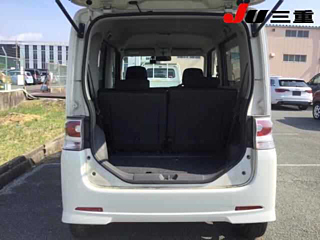 DAIHATSU TANTO 2009