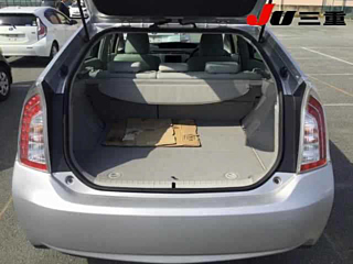 TOYOTA PRIUS 2015