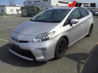 TOYOTA PRIUS 2015