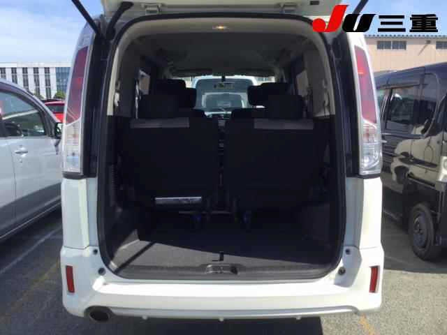NISSAN SERENA 2012