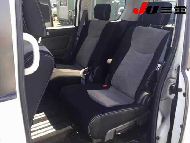 NISSAN SERENA 2012
