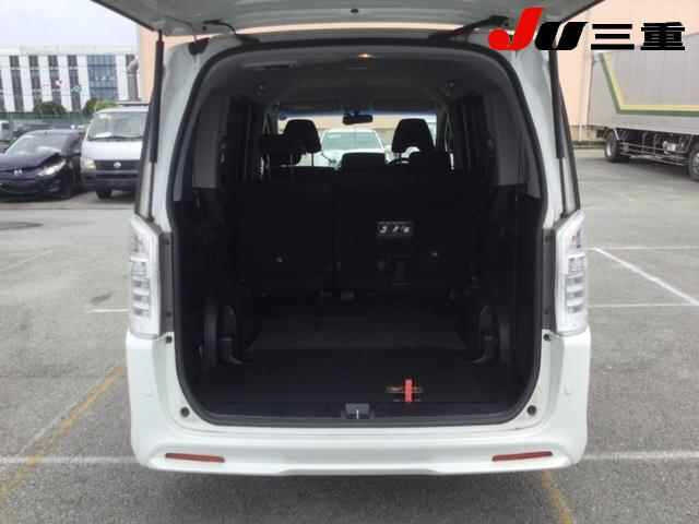 HONDA STEP WAGON 2012