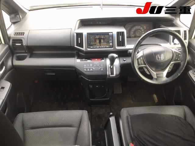 HONDA STEP WAGON 2012