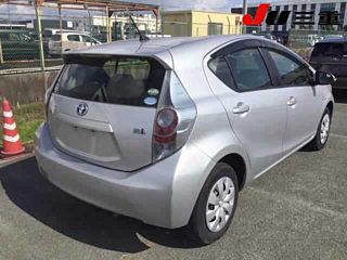 TOYOTA AQUA 2014
