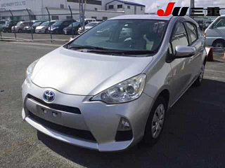 TOYOTA AQUA 2014