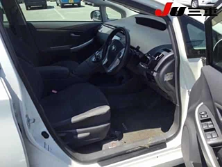 TOYOTA PRIUS 2010