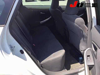TOYOTA PRIUS 2010