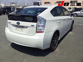 TOYOTA PRIUS 2010