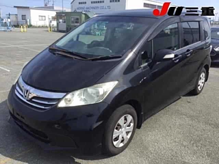 HONDA FREED 2013