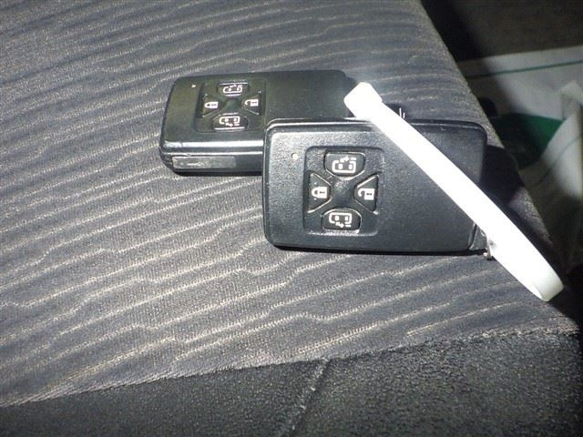 TOYOTA ALPHARD 2012