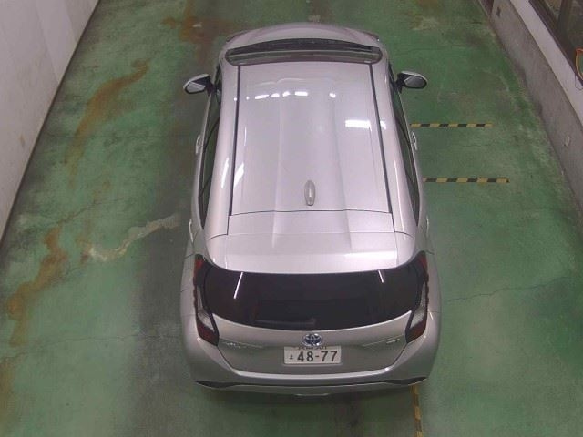 TOYOTA AQUA 2024