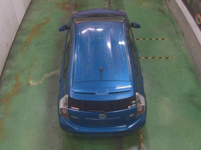 TOYOTA AQUA 2012