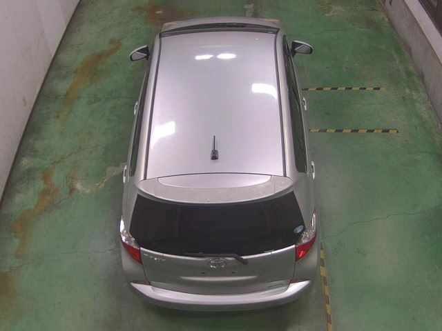 TOYOTA RACTIS 2012